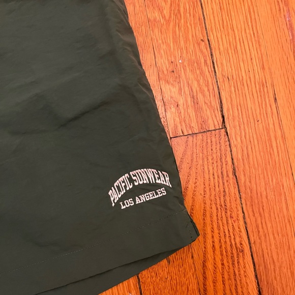 PacSun Men’s Swimsuit - Picture 3 of 4